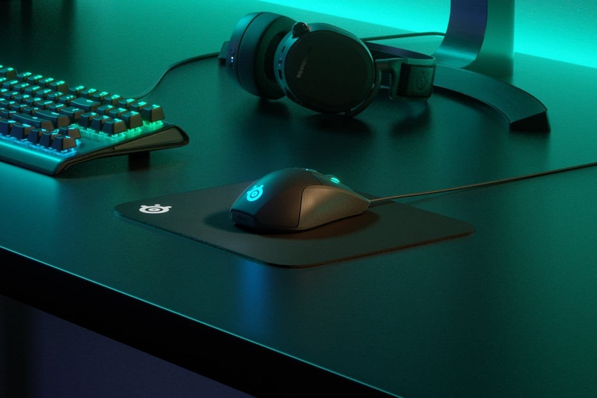 SteelSeries QcK Gaming Mouse Pad (63004) - Precision Control, Smooth Surface, Enhanced Comfort thumbnail 2