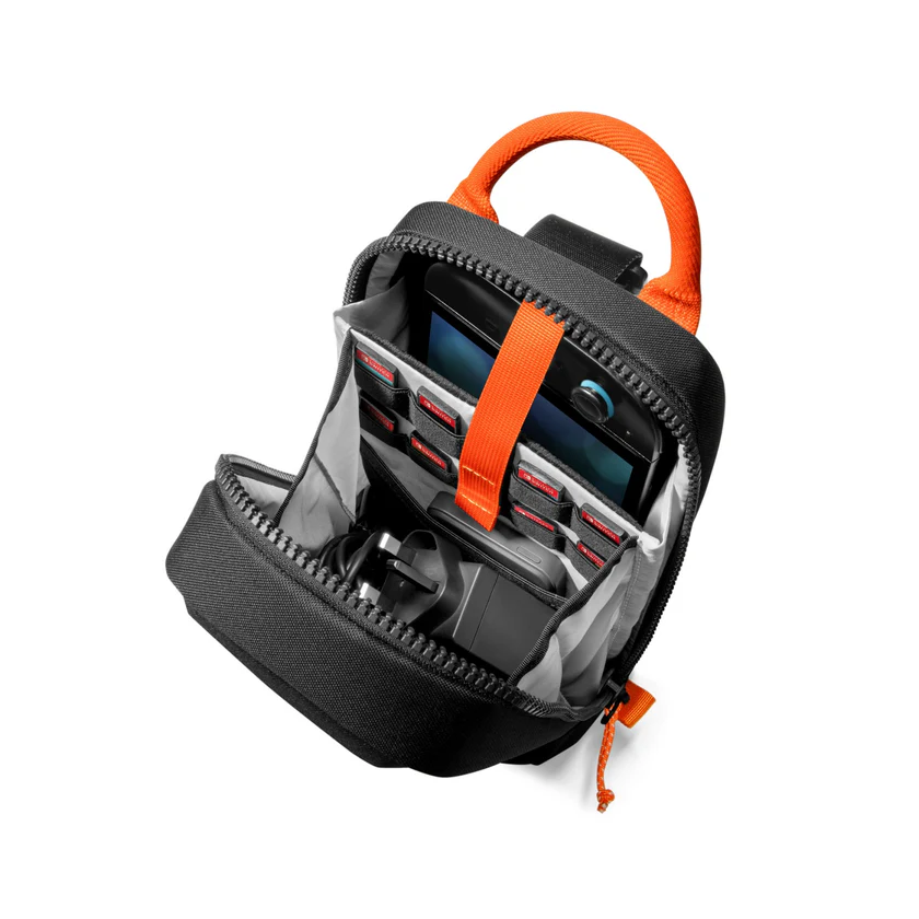 TOMTOC GAMEON G49 SWITCH 2 TRAVEL BAG BLACK G49S1D1 thumbnail 6