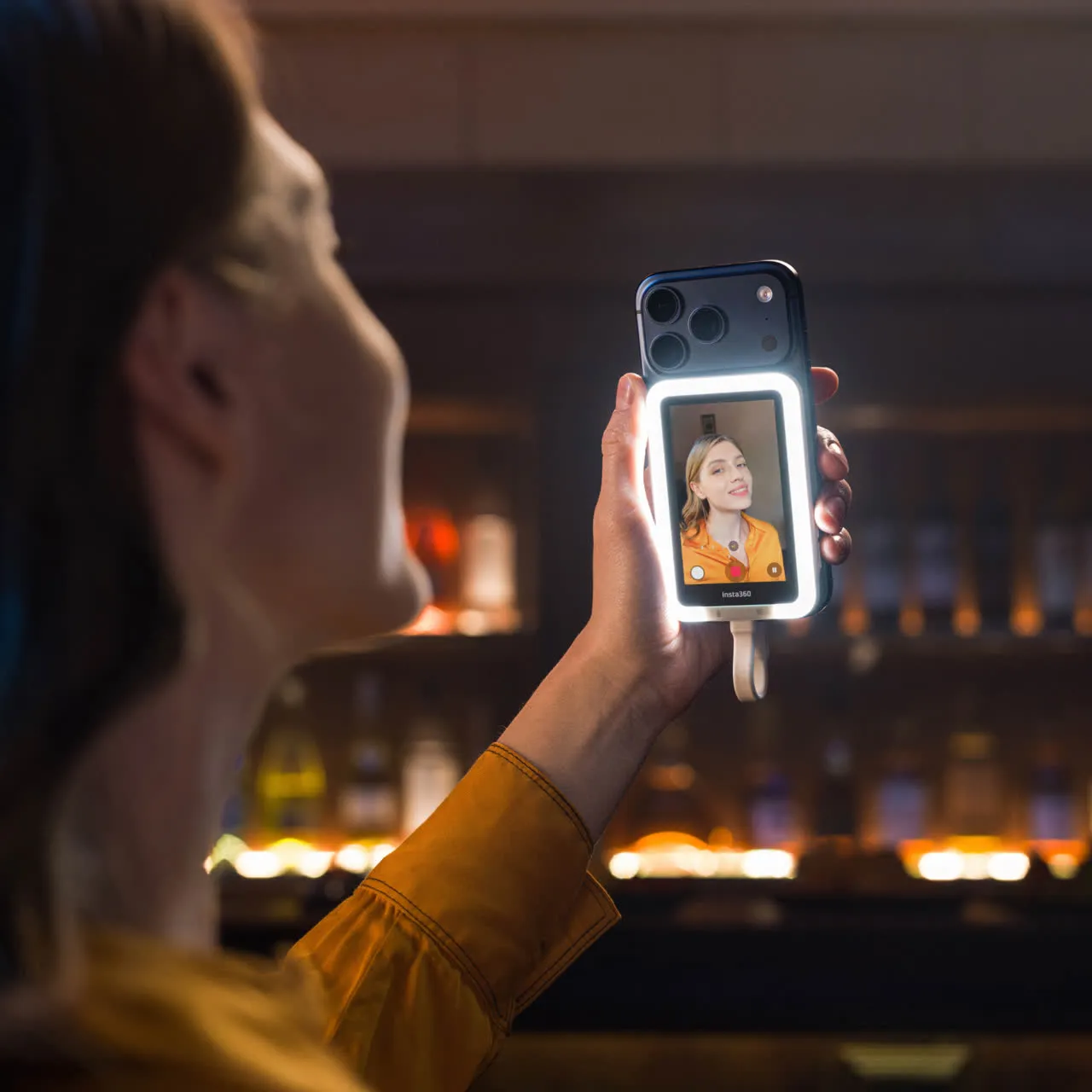 INSTA360 SNAP SELFIE SCREEN WITH LIGHT WHITE CINSFAVE thumbnail 4