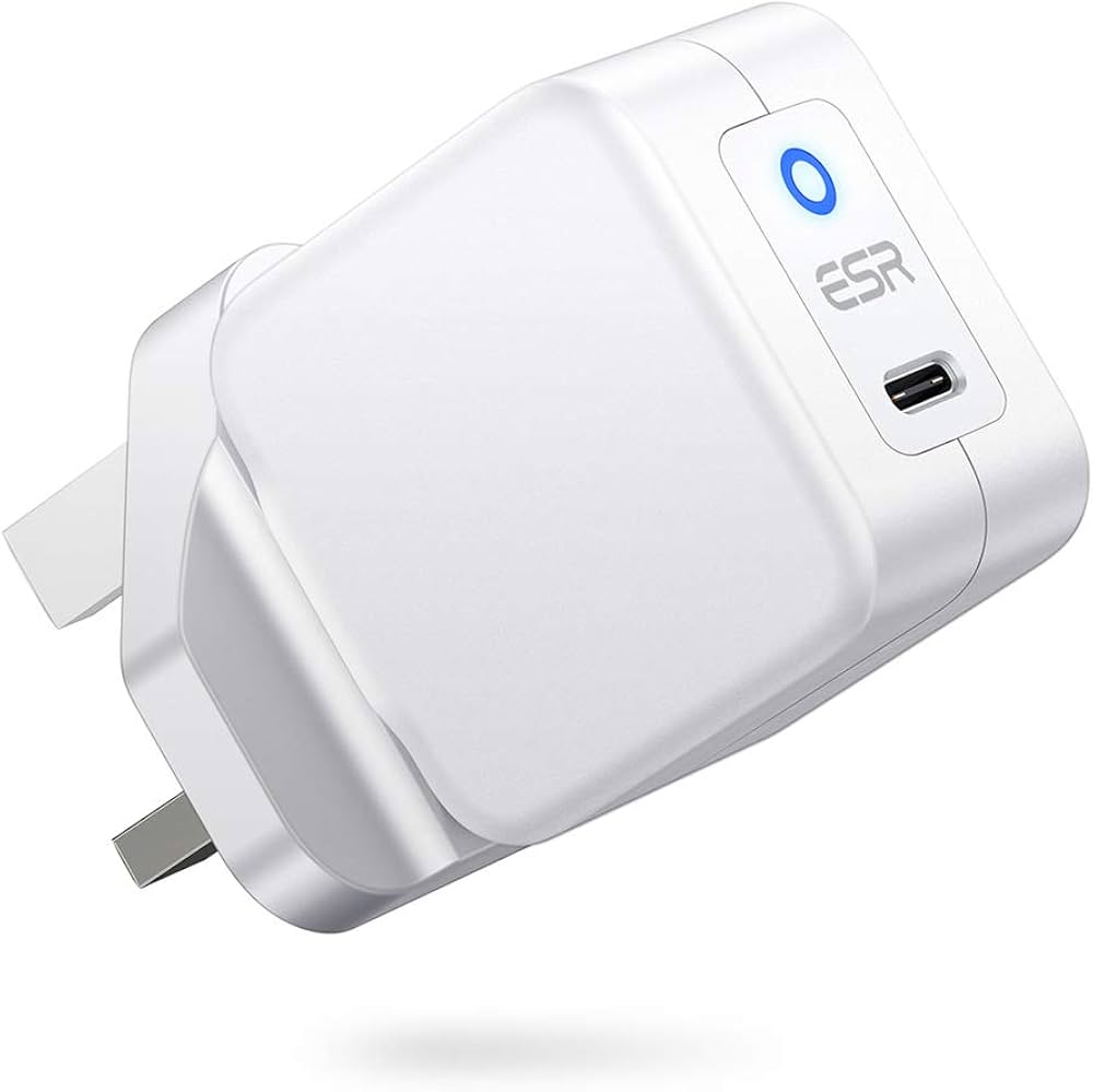 ESR 20W MINI PD CHARGER WITH TYPE C CABLE WHITE