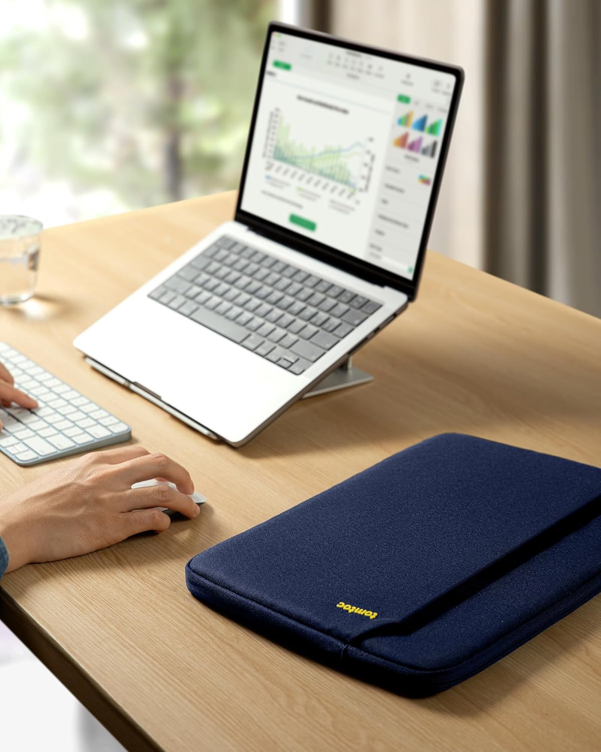 TOMTOC LIGHT A18 14 INCH LAPTOP SLEEVE NAVY BLUE A18D2B2 thumbnail 8