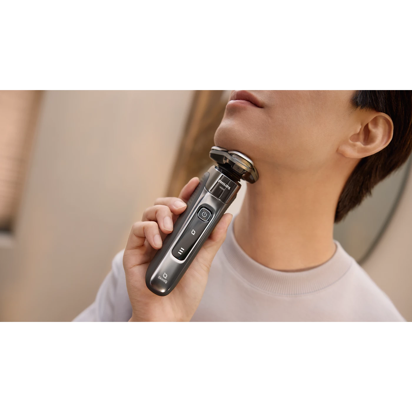 PHILIPS I9000 WET AND DRY ELETRIC SHAVER SKIN IQ X9002-05 thumbnail 4