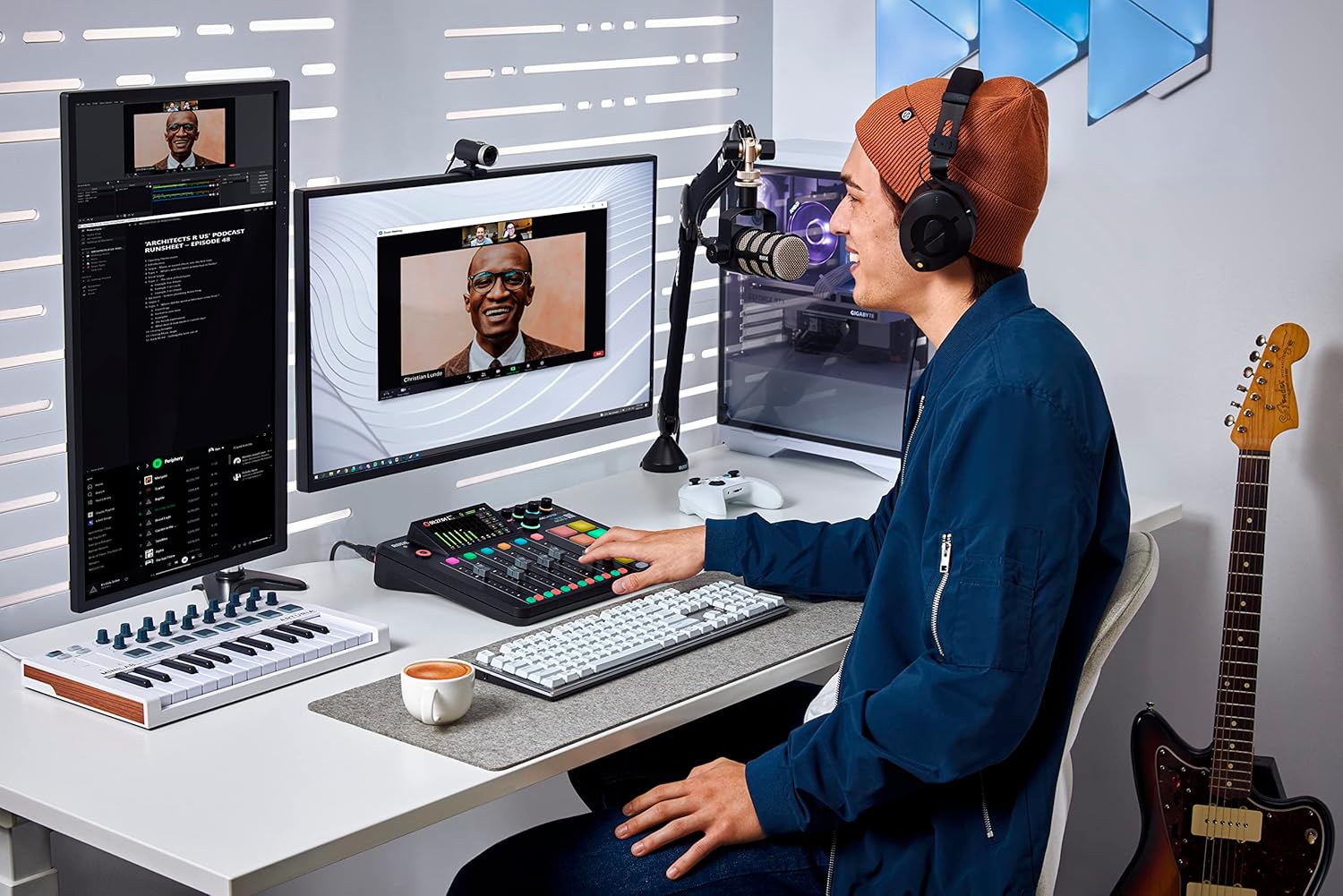 RODECASTER PRO II INTEGRATED AUDIO PRODUCTION STUDIO BLACK thumbnail 10