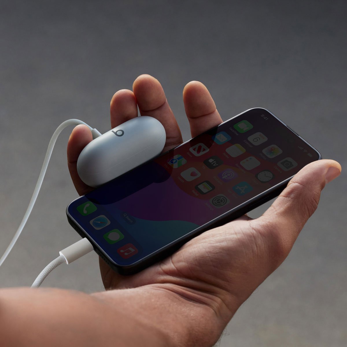 Beats Solo Buds - True Wireless Earbuds, High-Performance Sound, Sleek Design thumbnail 4