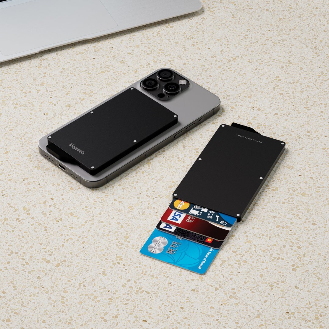 Bluepebble 6-Card Magnetic Holder with RFID Protection - Black BP-6CARRDMAG-BK thumbnail 2