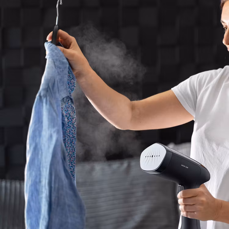 GREEN LION STEAM MATE X GARMENT STEAMER 1500W BLACK GNGS1500WBK thumbnail 3