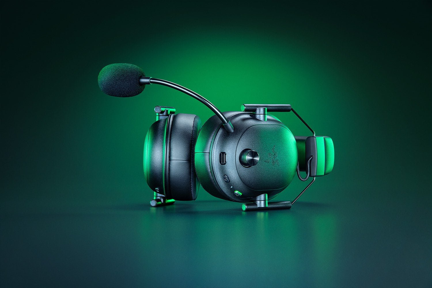 RAZER BLACKSHARK V2 HYPERSPEED GAMING HEADSET thumbnail 4