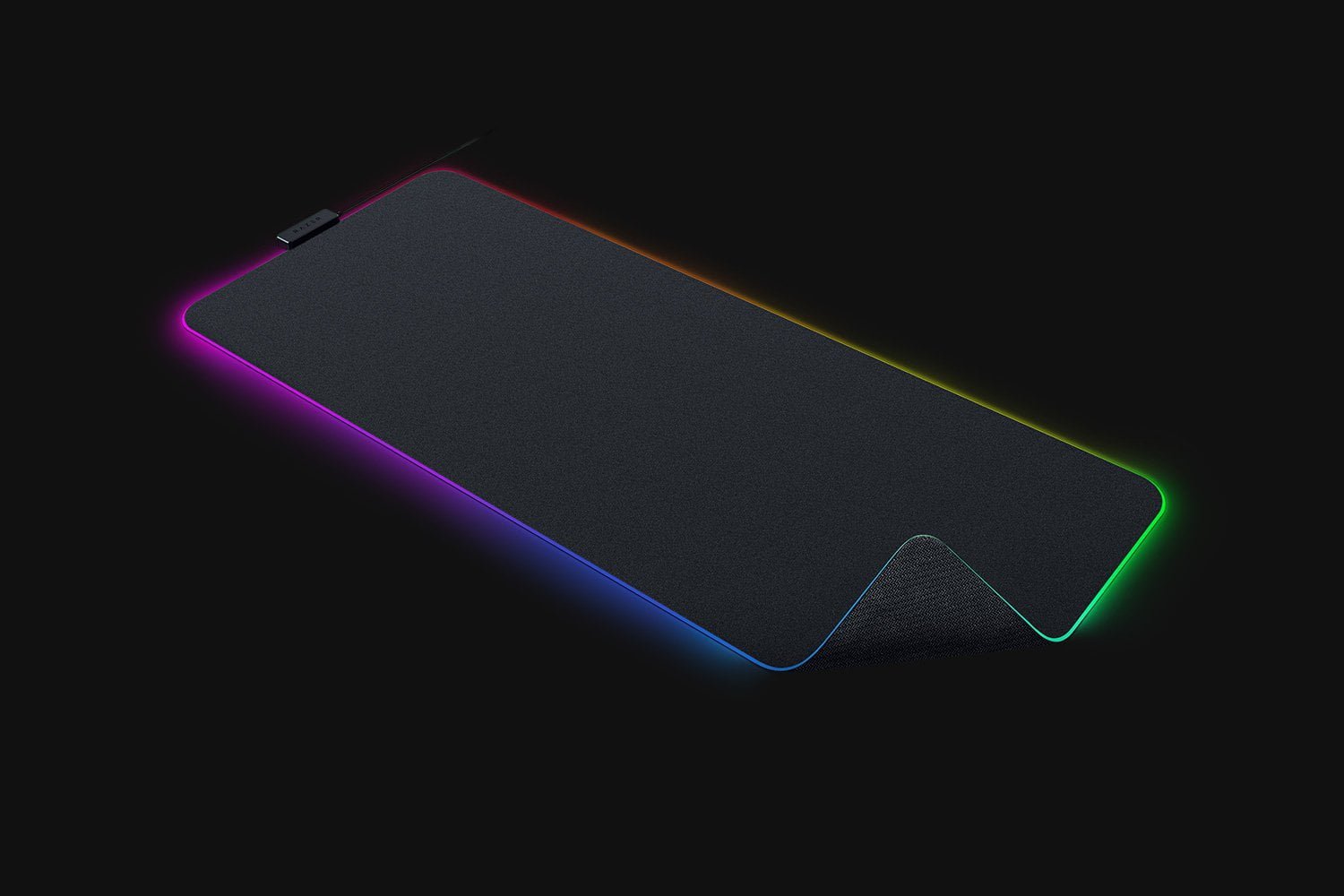 RAZER STRIDER CHROMA MOUSE MAT RZ02-04490100-R3M1