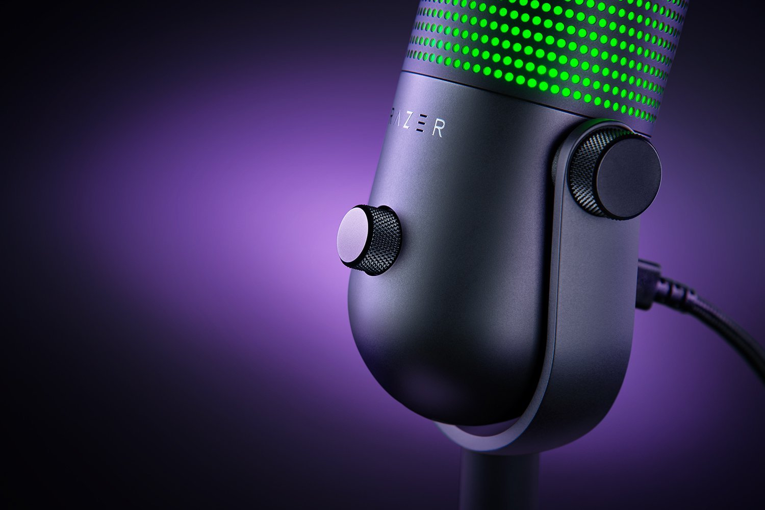 Razer Seiren V3 Chroma RGB USB Microphone (RZ19-05060100-R3M1) - Studio-Quality Audio with Tap-to-Mute and RGB Lighting thumbnail 5