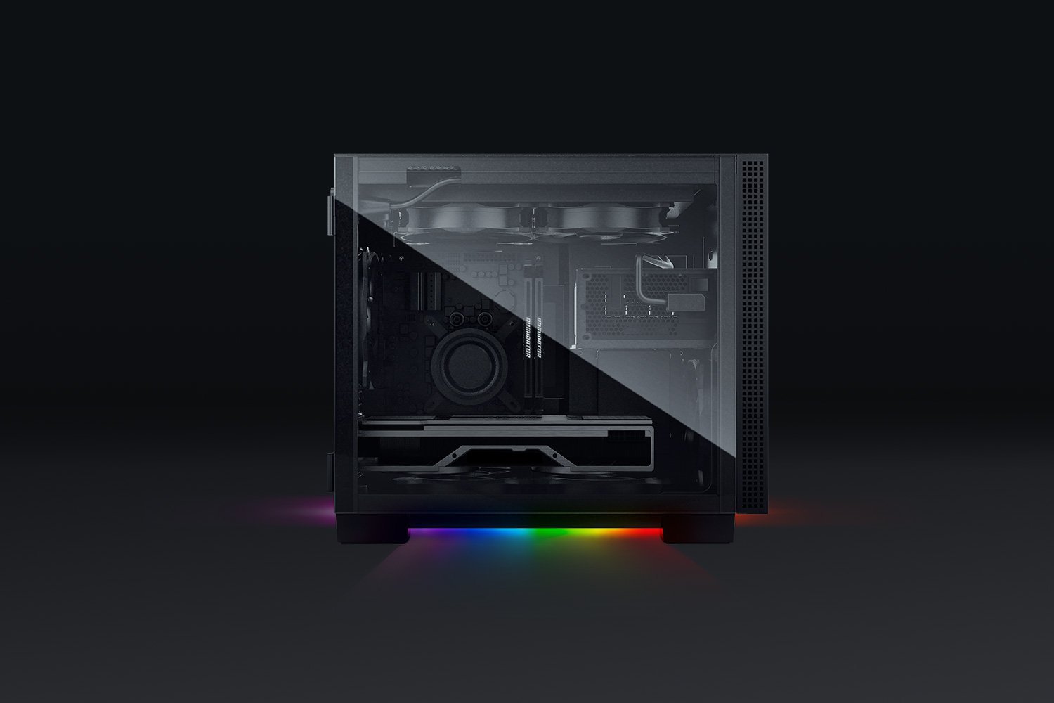Razer Tomahawk ATX Desktop Chassis (RC21-01420100-R3M1) - Premium Tempered Glass Gaming Case thumbnail 2