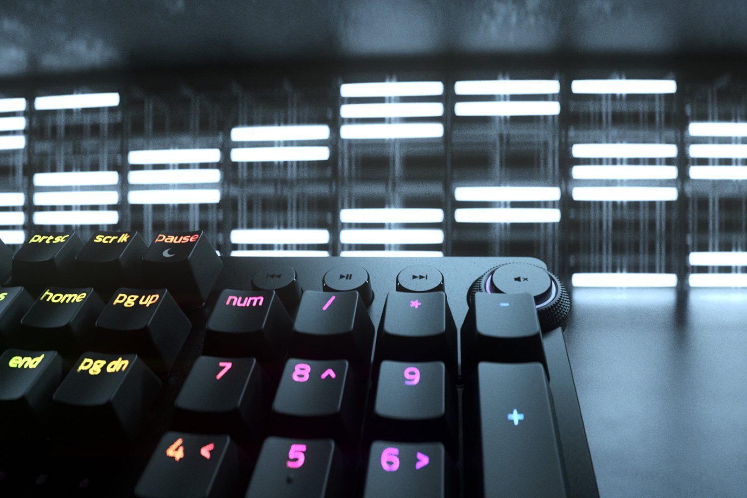 RAZER HUNTSMAN V2 ANALOG OPTICAL GAMING KEYBOARD RZ03-03610100-R3M1 thumbnail 6