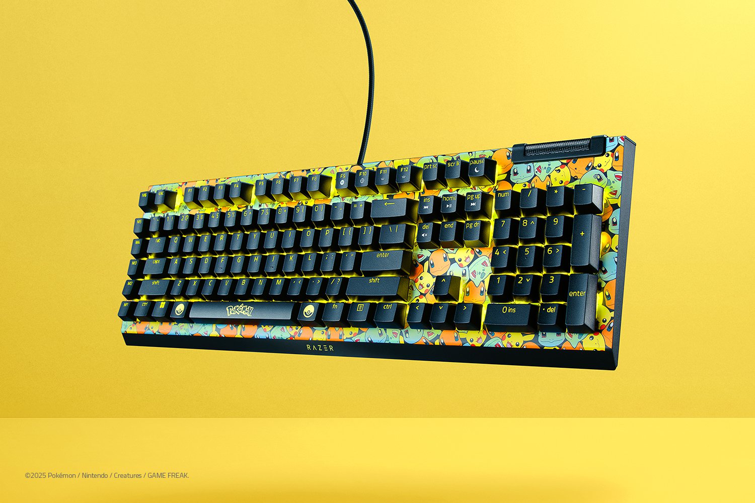 RAZER BLACKWIDOW V4 X MECHANICAL GAMING KEYBOARD POKMON KANTO STARTERS EDITION RZ03-04704200-R3M1 thumbnail 2