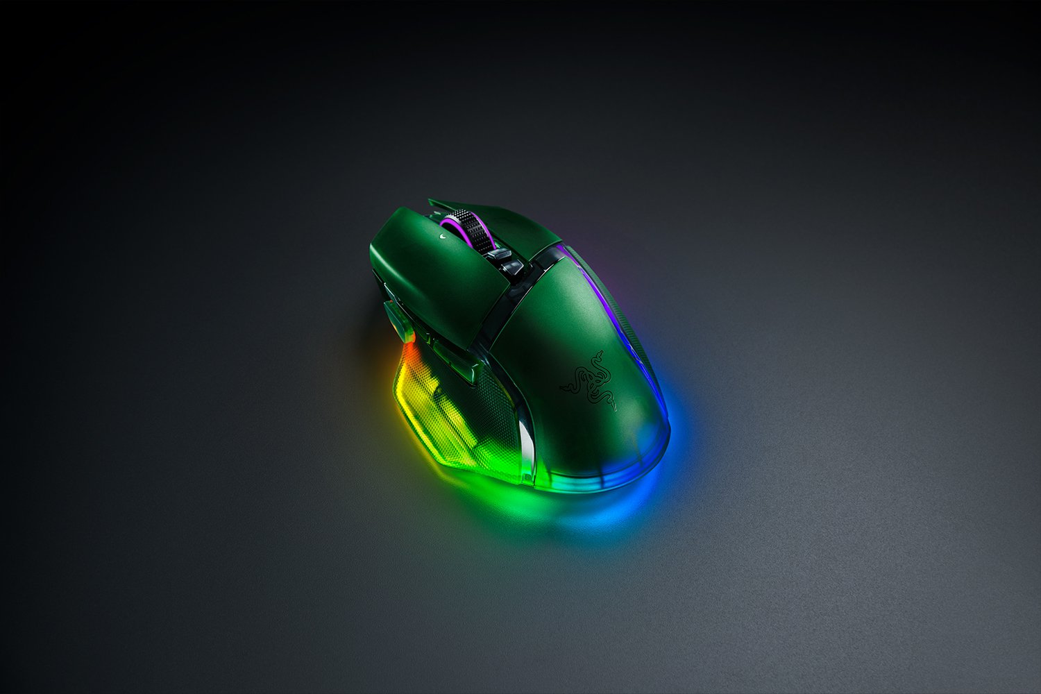 RAZER BASILISK V3 PRO ERGONOMIC WIRELESS GAMING MOUSE PHANTOM GREEN EDITION RZ01-05240300-R3G1 thumbnail 3