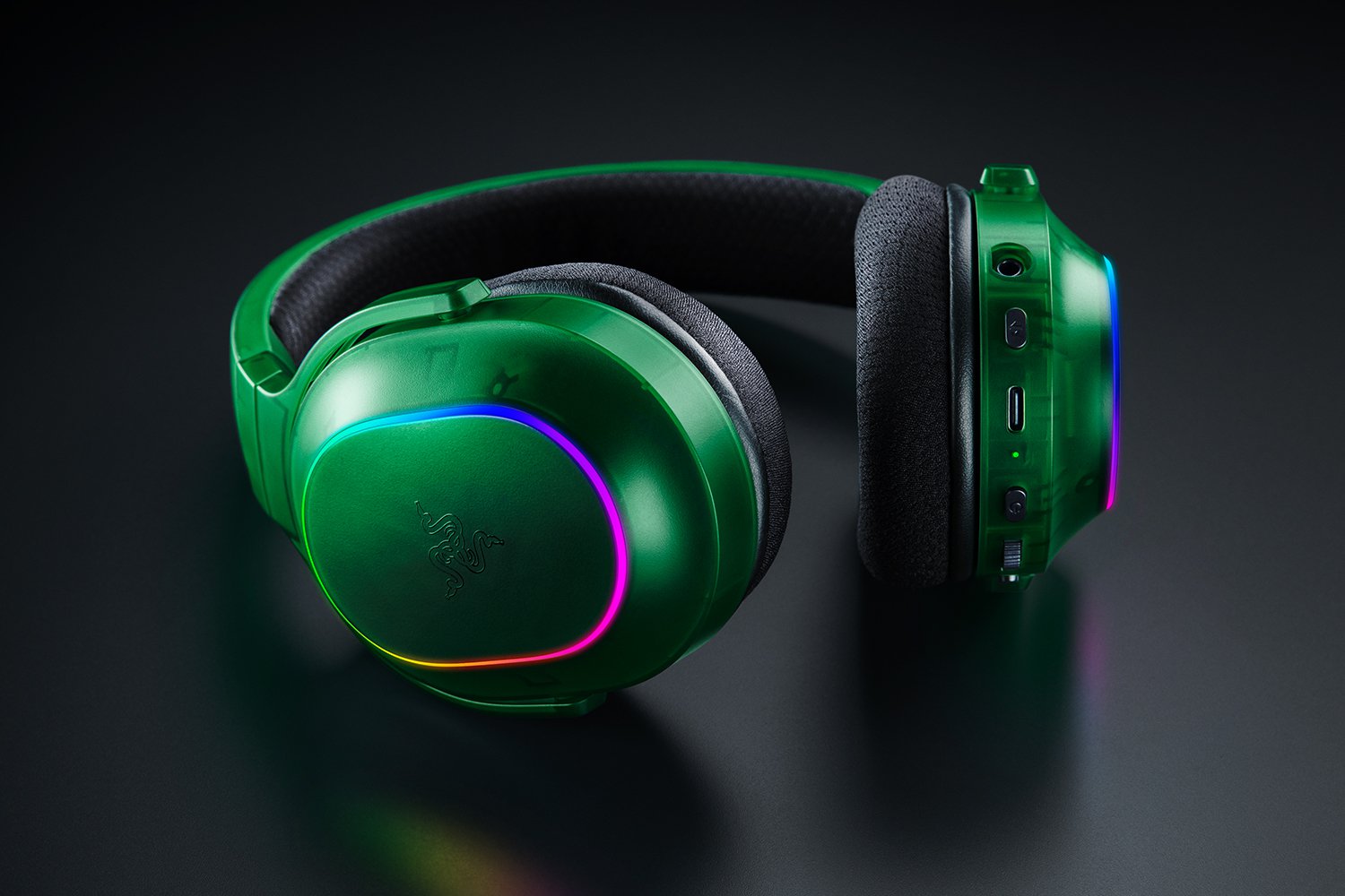 RAZER BARRACUDA X CHROMA WIRELESS GAMING HEADSET PHANTOM GREEN RZ04-05220300-R3M1 thumbnail 4