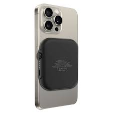 SWISS MILITARY 5000MAH WIRELESS MAGNETIC CHARGING PORTABLE POWERBANK BLACK thumbnail 4