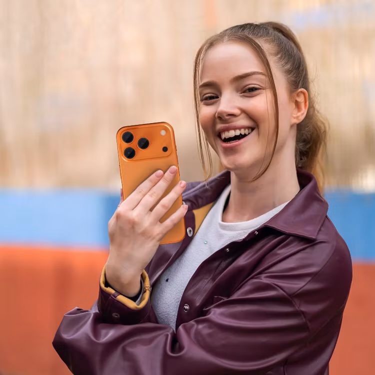 LEVELO LUCENTTRIO IPHONE 17 PRO/17 PRO MAX CAMERA LENS PROTECTOR TITANIUM ORANGE LVLLCTRIOL17PPMTTOR thumbnail 3