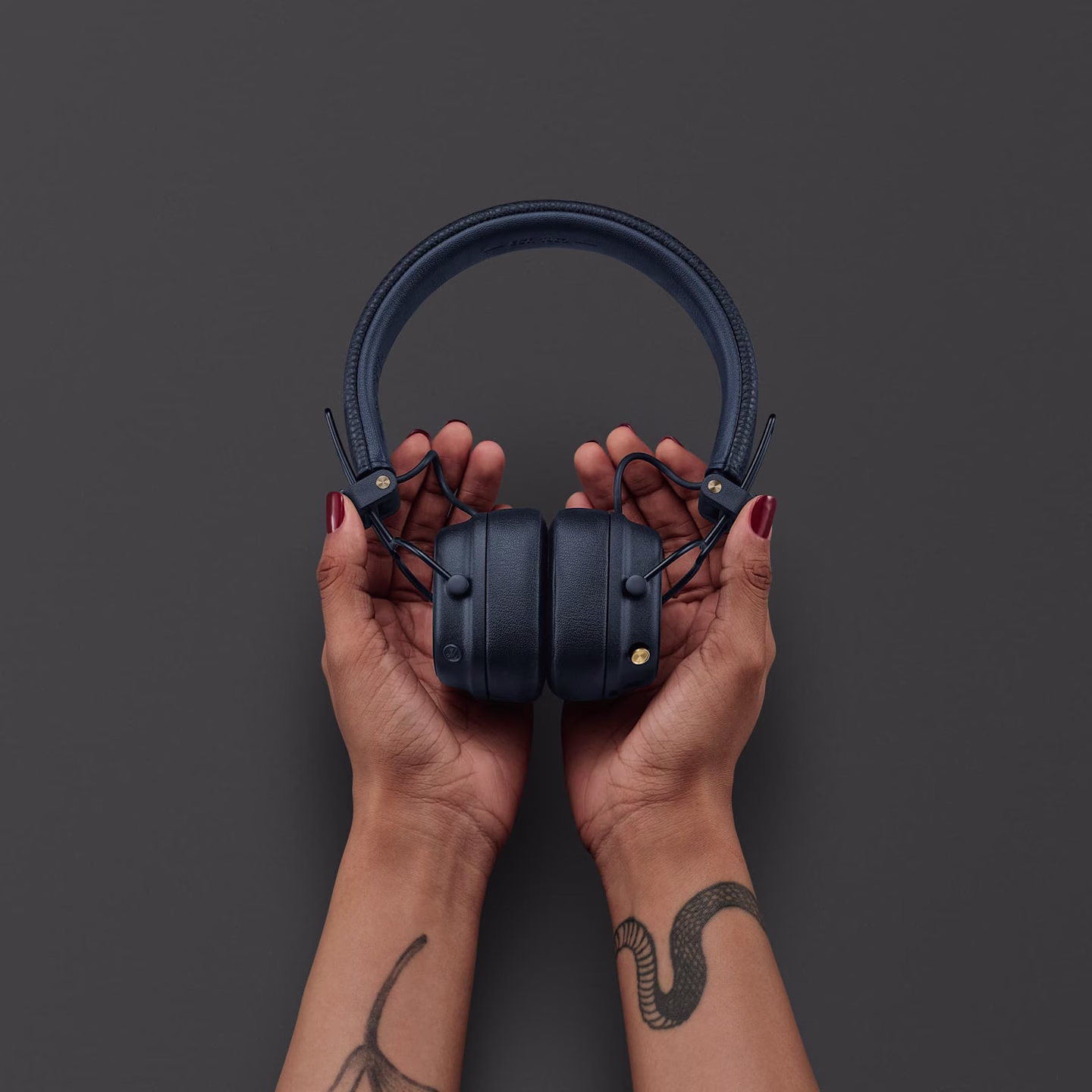 MARSHALL MAJOR V ON EAR WIRELESS HEADPHONE MIDNIGHT BLUE MAJOR V BLU thumbnail 6