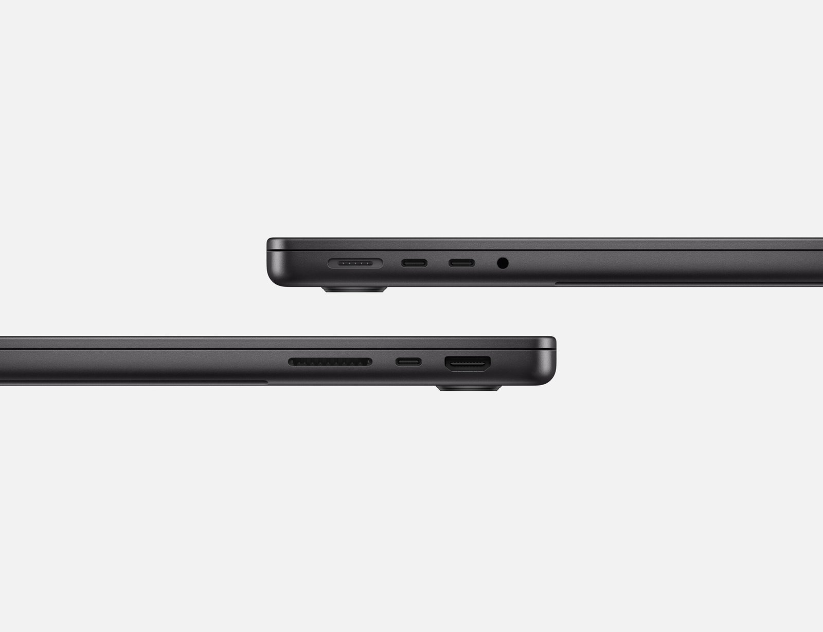 Apple MacBook Pro 14-Inch (M4 Max Chip, 14-Core CPU, 32-Core GPU, 36GB RAM, 1TB SSD) - Space Black, Arabic Keyboard (MX2K3) thumbnail 5