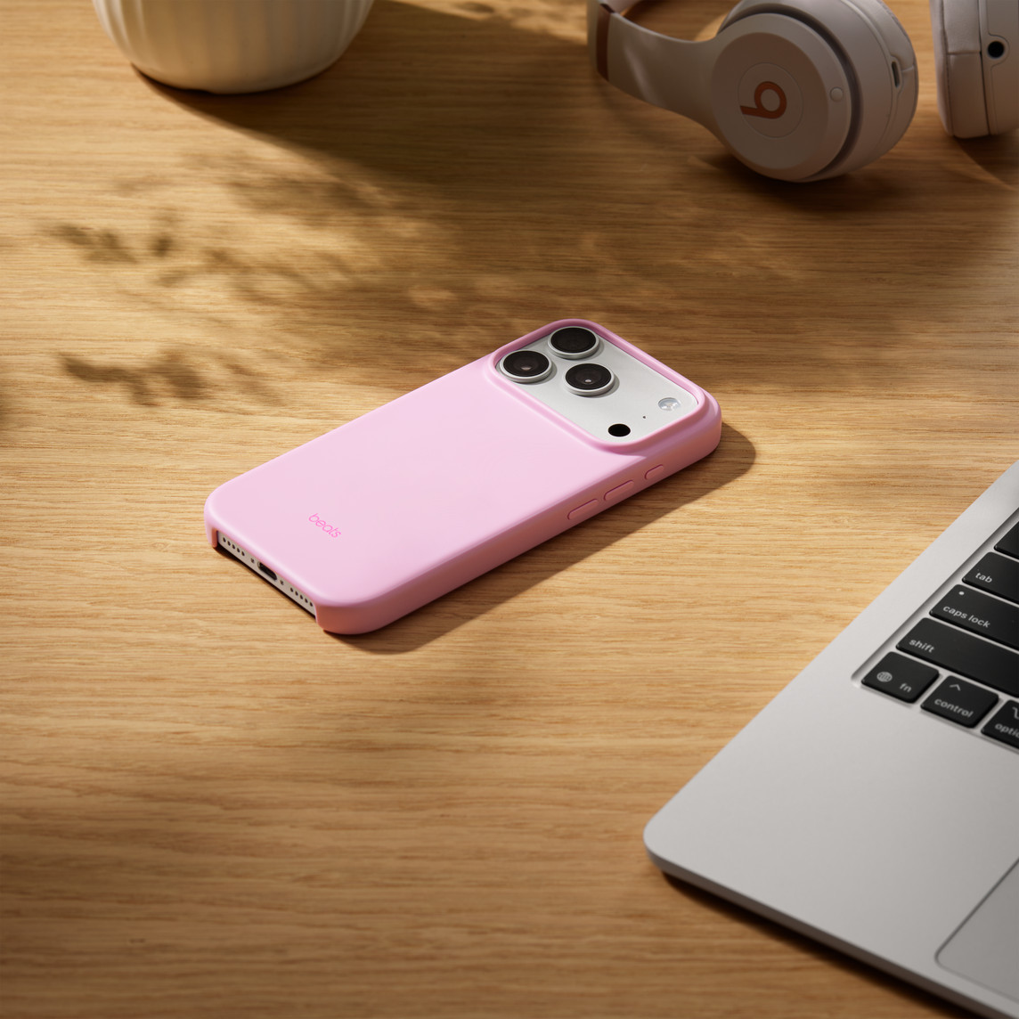 BEATS IPHONE 17 PRO CASE WITH MAGSAFE AND CAMERA CONTROL PEBBLE PINK MGKF4 thumbnail 3