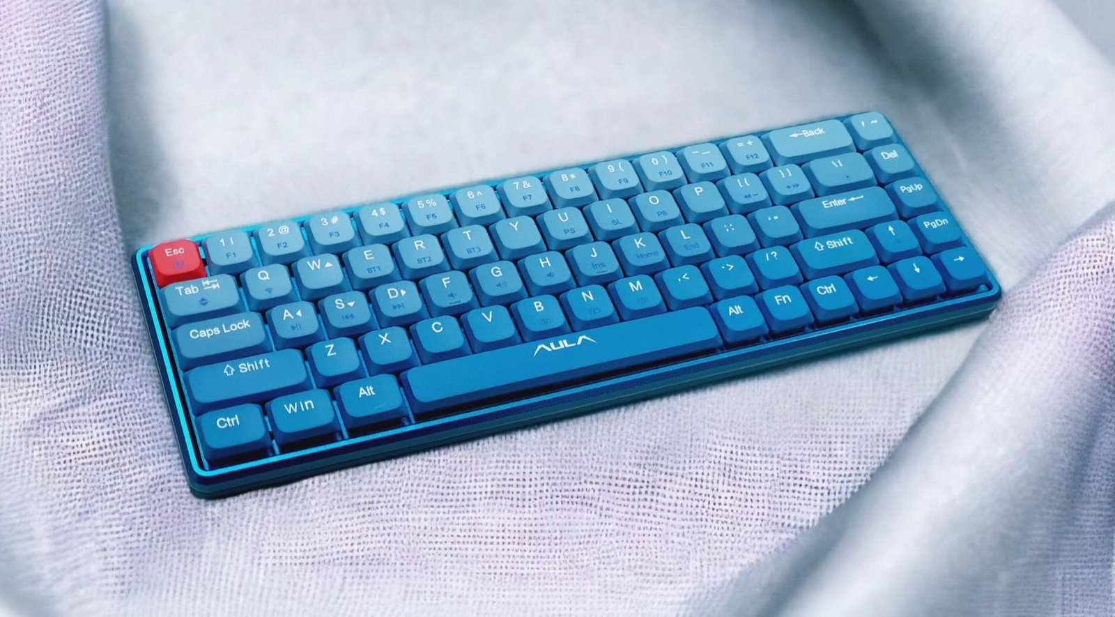 AULA FIRE GAMING MECHANICAL KEYBOARD H68 thumbnail 2