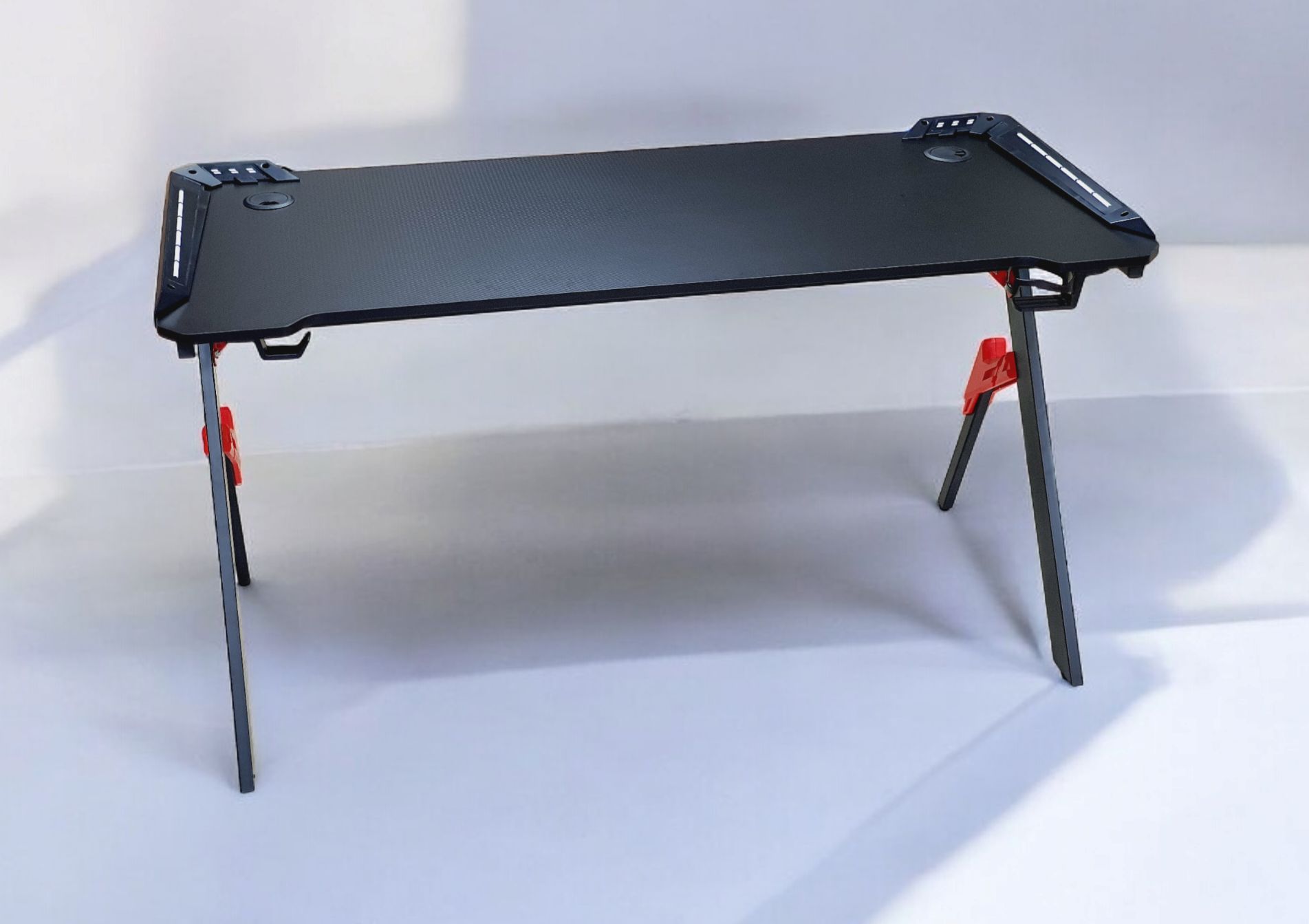 PROFESSIONAL GAMING DESK