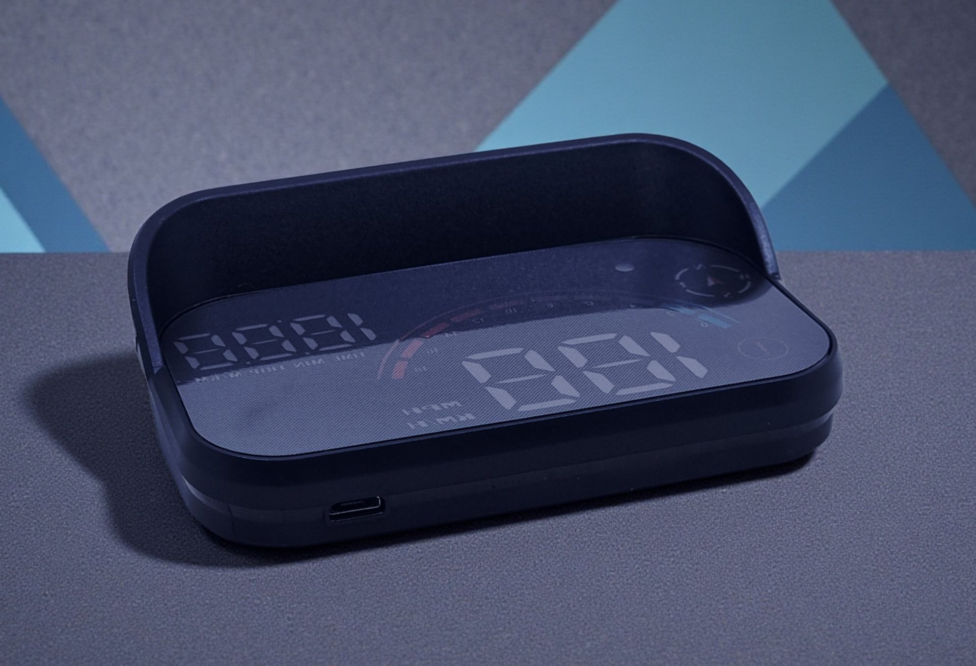 HUD HEAD-UP DISPLAY WITH GPS FOR CAR M22