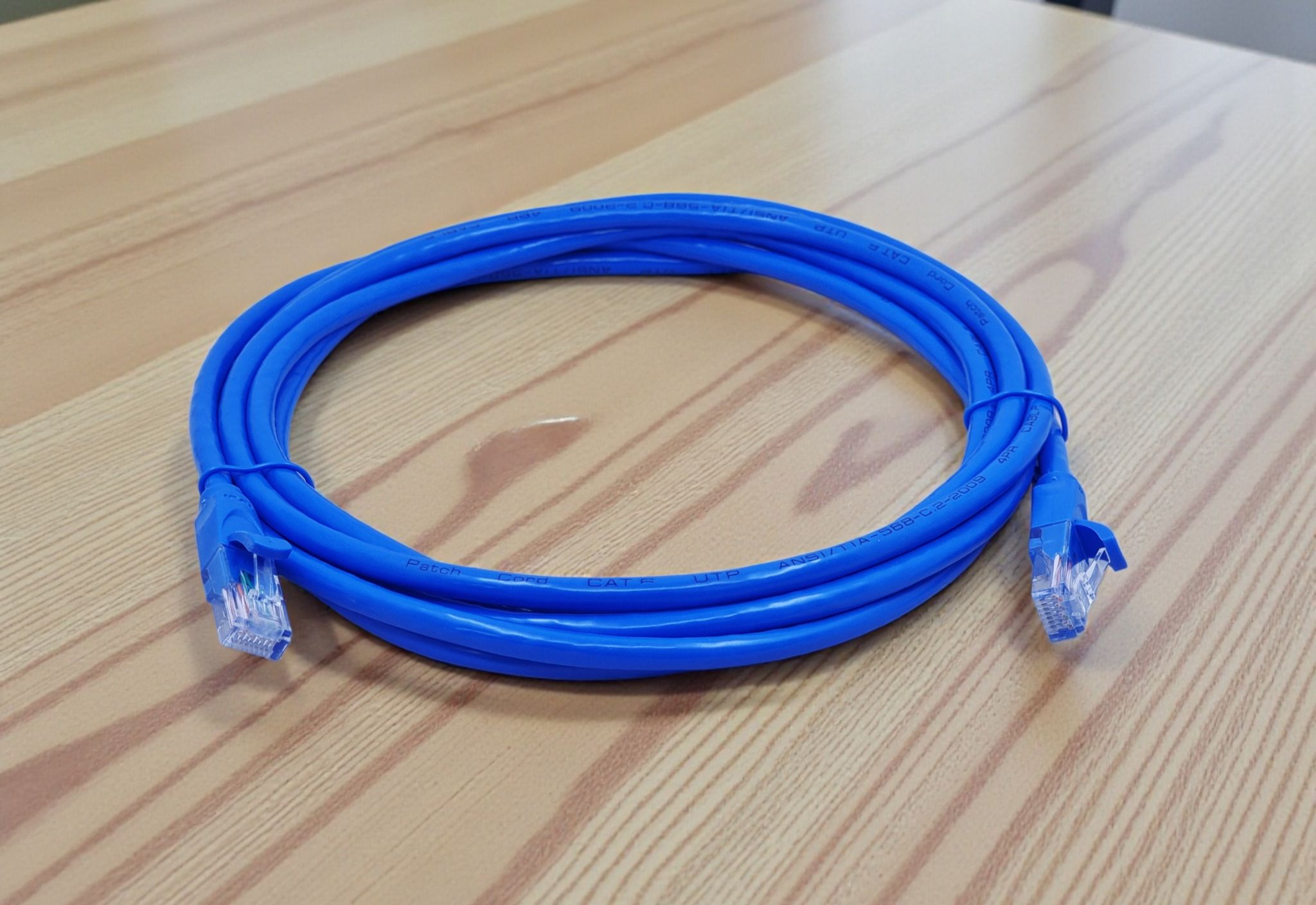 MINDPURE 8P8C CAT6 UTP BLUE COPPER LAN CABLE 2M LX10173