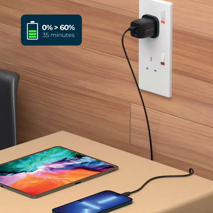 POWEROLOGY DUAL PORT ULTRA QUICK GaN CHARGER WITH USB C TO USB C 60W CABLE BLACK thumbnail 2