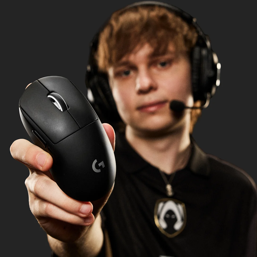 LOGITECH PRO X SUPERLIGHT 2C WIRELESS GAMING MOUSE BLACK 910-007532 thumbnail 2