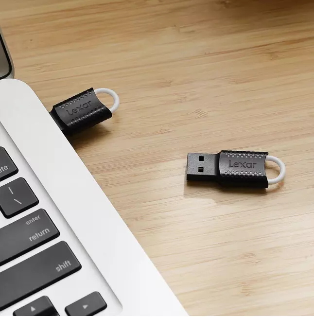 Lexar® JumpDrive® V40 USB Flash Drive thumbnail 2