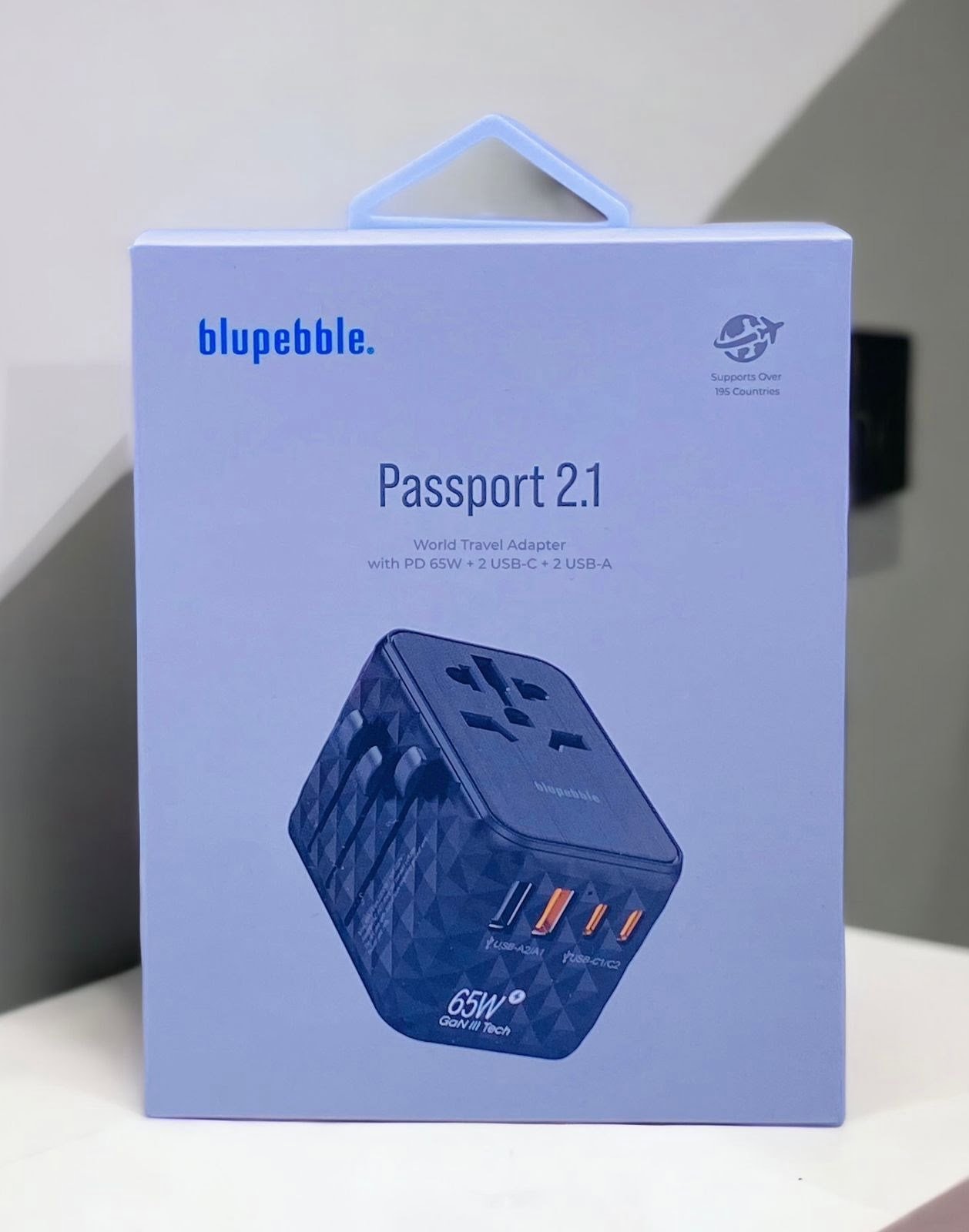 BLUPEBBLE PASSPORT 2.1 WORLD TRAVEL ADAPTER WITH PD 65W + 2 USB-C + 2USB-A thumbnail 5