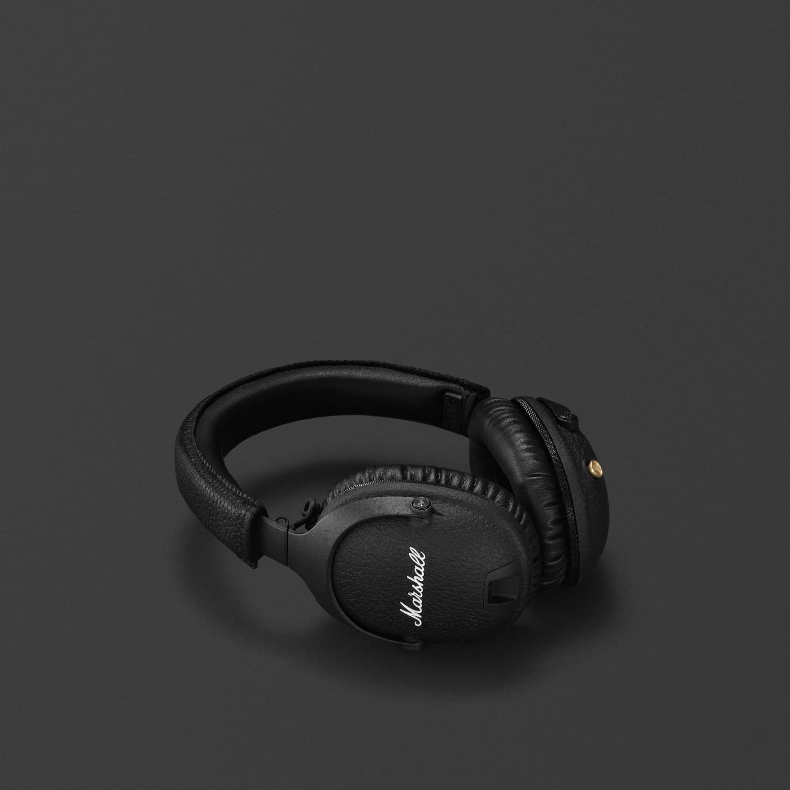 Marshall Monitor II ANC Bluetooth Headset - Enjoy Superior Sound Quality and Active Noise Cancellation thumbnail 6