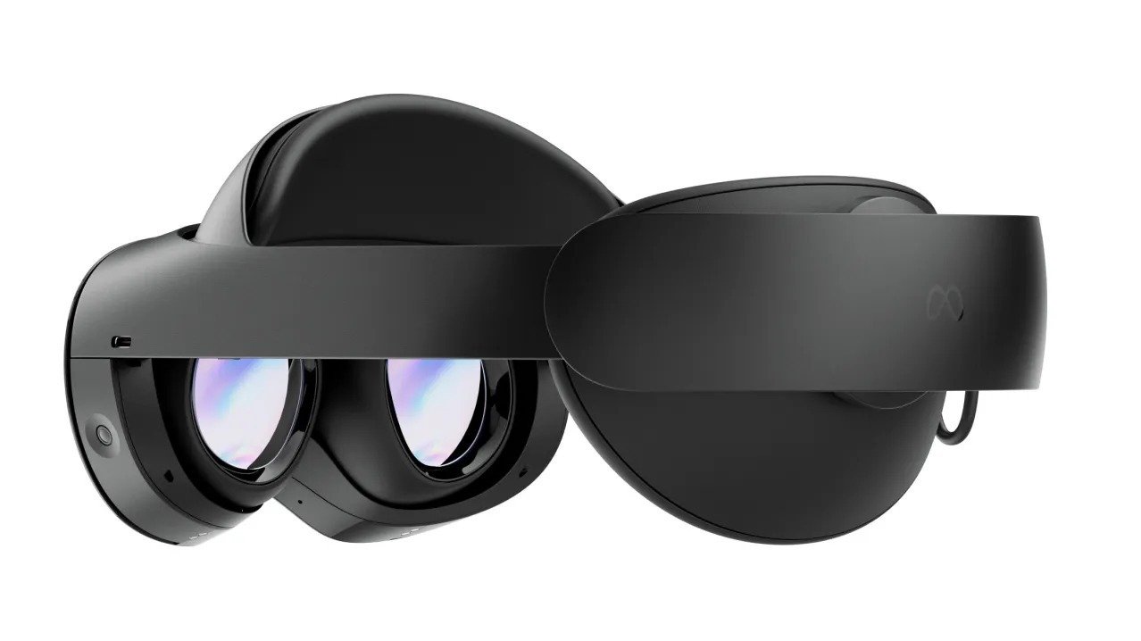 Immerse Yourself in Virtual Reality with the Oculus Meta Quest Pro - 256GB thumbnail 7