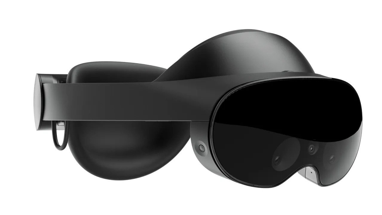 Immerse Yourself in Virtual Reality with the Oculus Meta Quest Pro - 256GB thumbnail 3