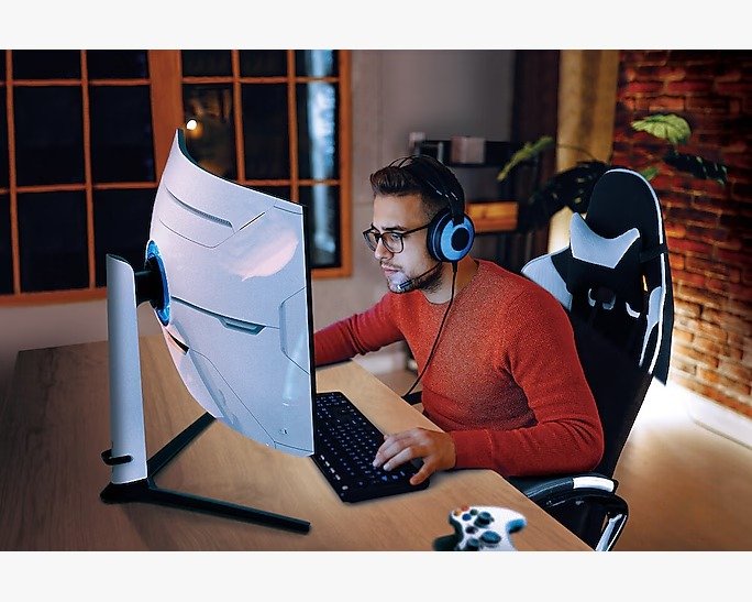 Samsung 32-Inch Neo G8 UHD Curved Gaming Monitor (LS32BG850NMXUE) - 1ms Response, 240Hz Refresh Rate, Quantum HDR thumbnail 7