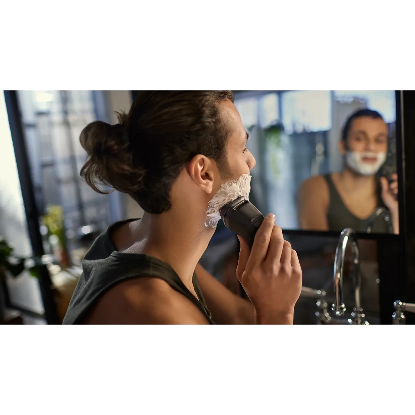 PHILIPS 3000X SERIES WET & DRY ELECTRIC SHAVER X302100 thumbnail 4