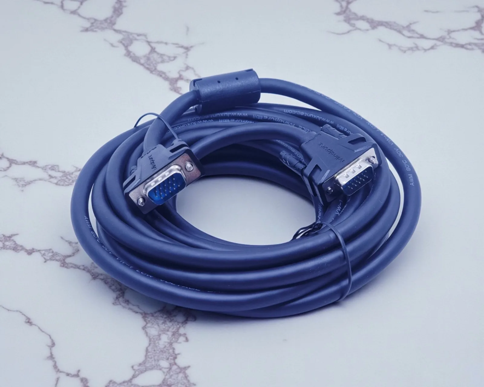 MINDPURE VGA 3+6 MALE TO MALE ROUND CABLE BLACK 5M LX10071