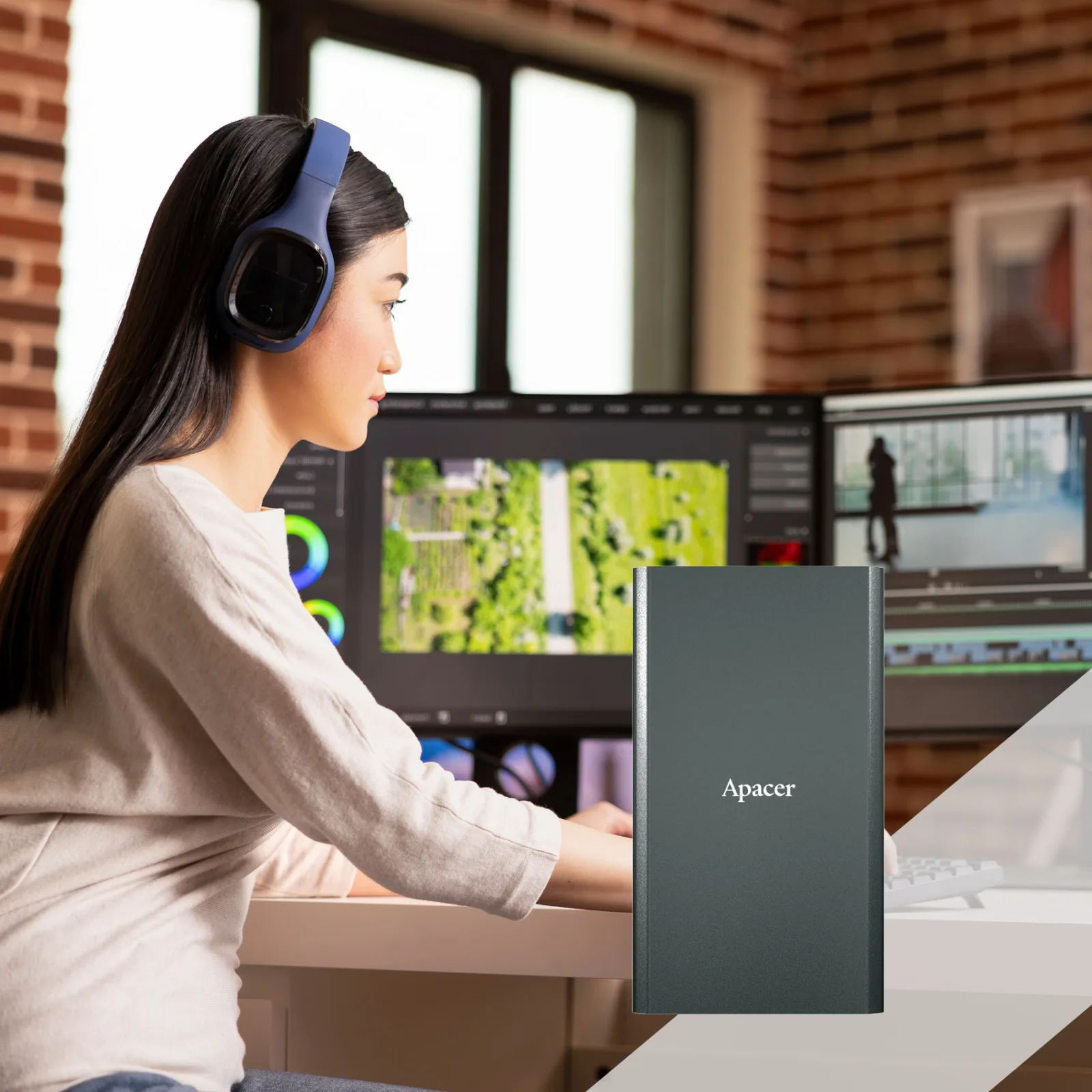 APACER 512GB USB 3.2 GEN 2 PORTABLE SSD R &W:2000MBS AS723 BLACK AP512GAS723B-1 thumbnail 3