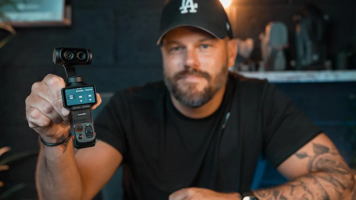 INSTA360 LUNA ULTRA 8K GIMBAL CAMERA CREATOR BUNDLE STELLAR WHITE CINSABTA thumbnail 7