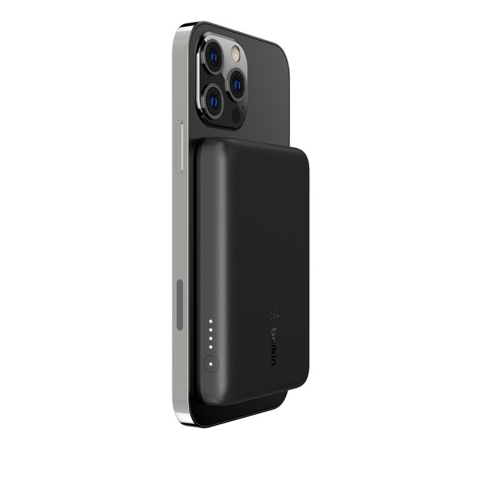 BELKIN MAGNETIC PORTABLE WL CHARGER WITH MAGSAFE 2500MAH BLACK BPD002BTBK thumbnail 2