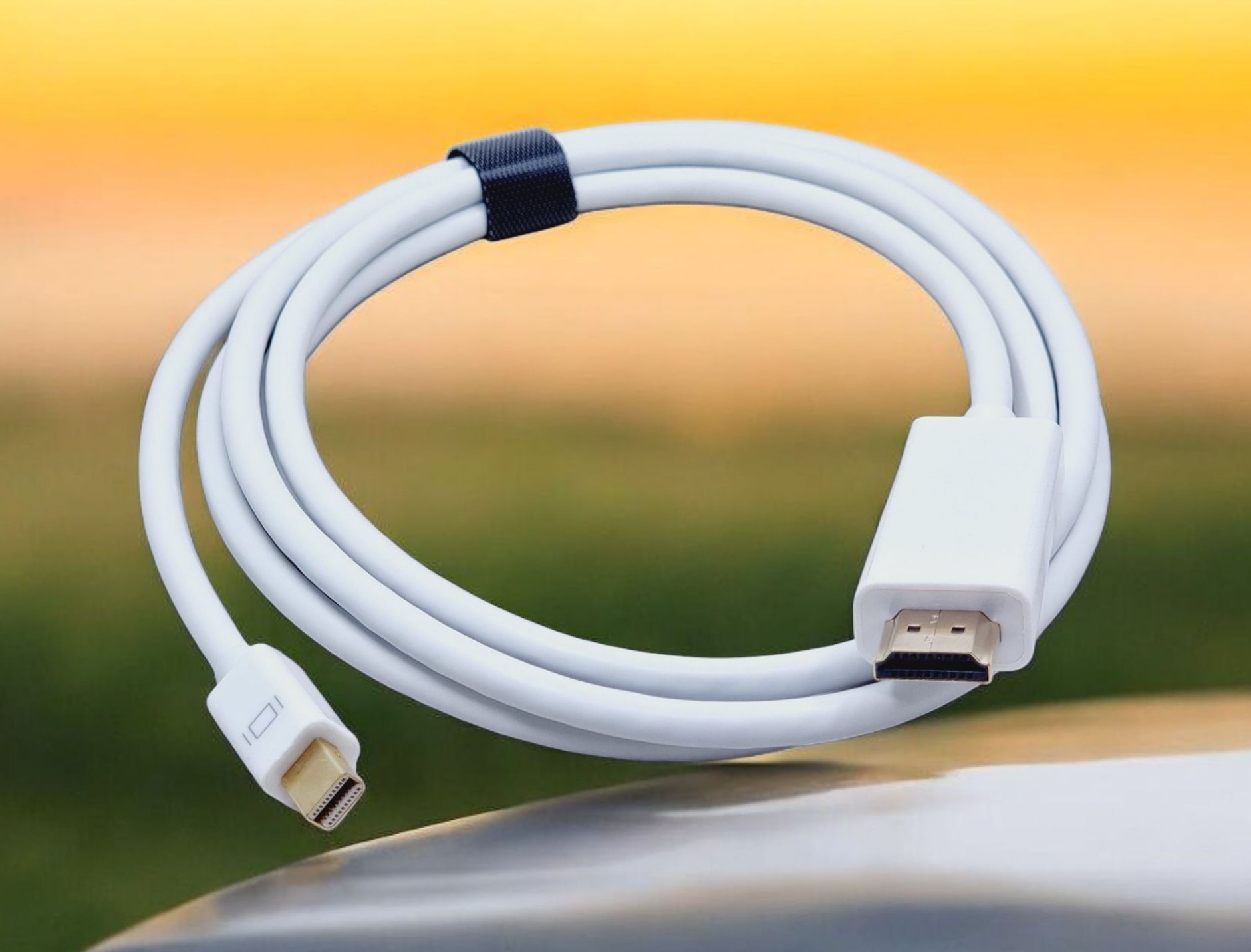 MINDPURE MINI DP TO HDMI MALE TO MALE WHITE ROUND CABLE 1080P 2M WHITE LX10210 thumbnail 2