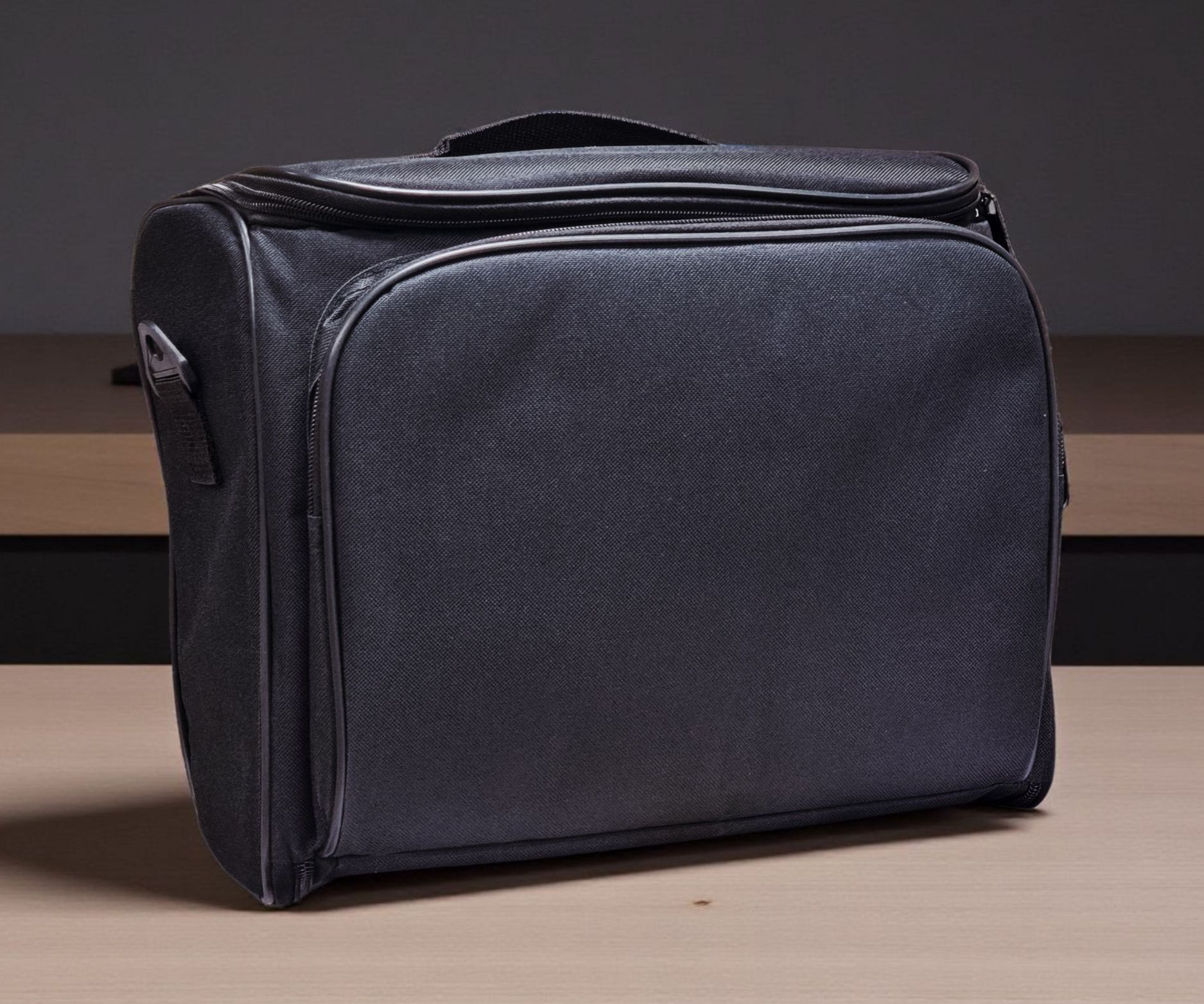 UNIVERSAL BAG FOR PROJECTOR BLACK thumbnail 2