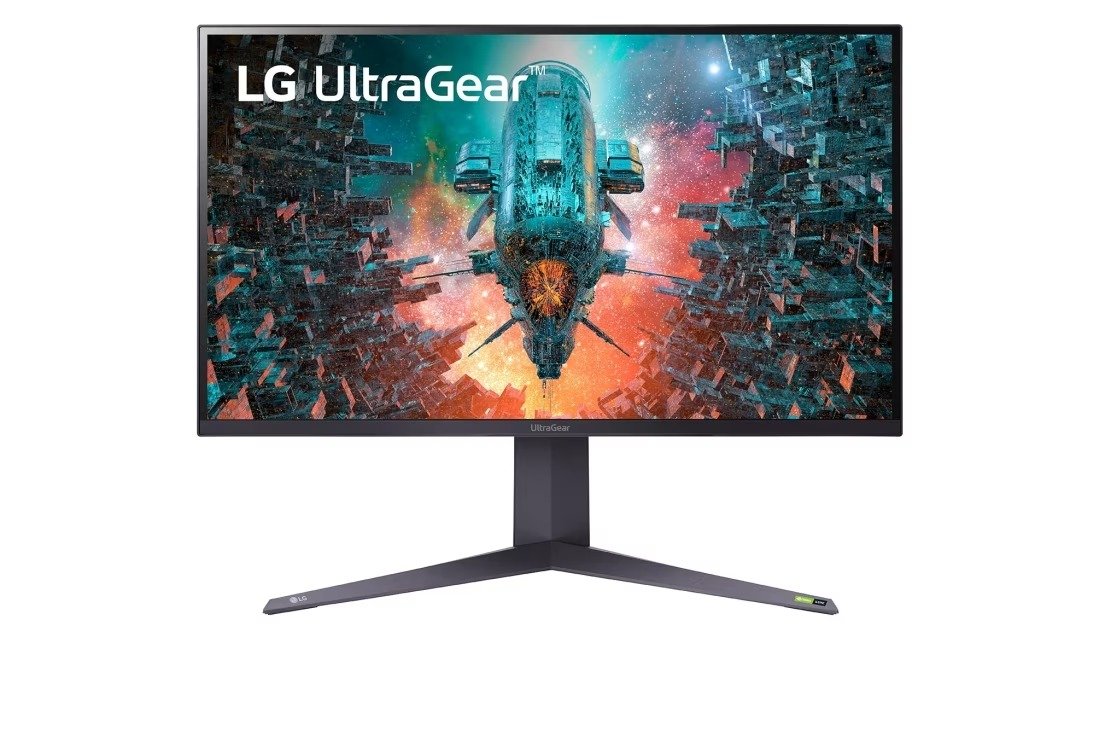 LG LED 32 INCH GAMING MONITOR 32GQ950-B thumbnail 2