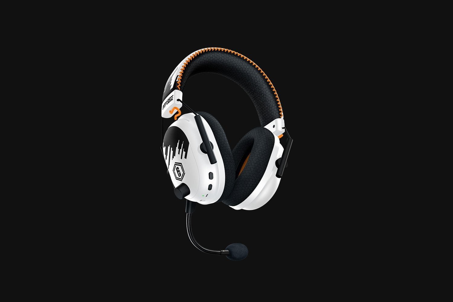 RAZER BLACKSHARK V2 PRO-WIRELESS GAMING HEADSET thumbnail 2
