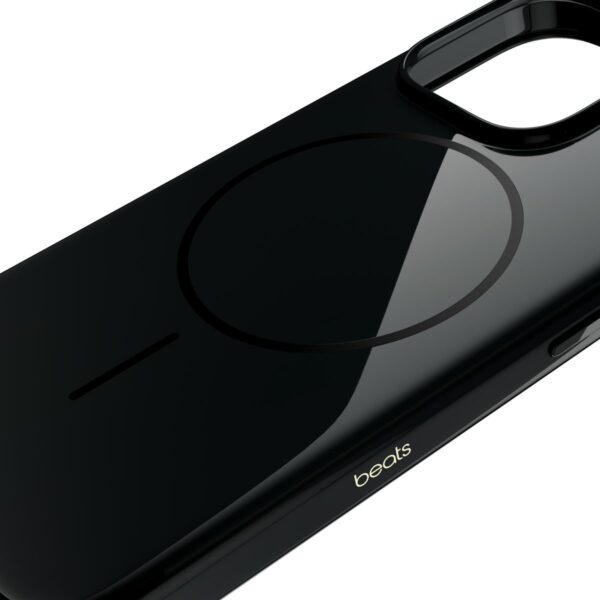 Beats iPhone 16 Series Case with MagSafe - Sleek Protection and Wireless Charging - Image 20